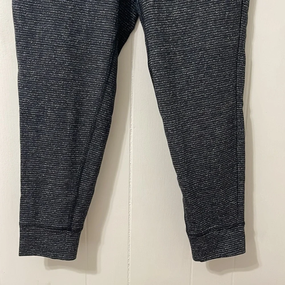 CHAMPION Elite Gray Black Stripe Jogger Sweatpants - Size L - Picture 4 of 14